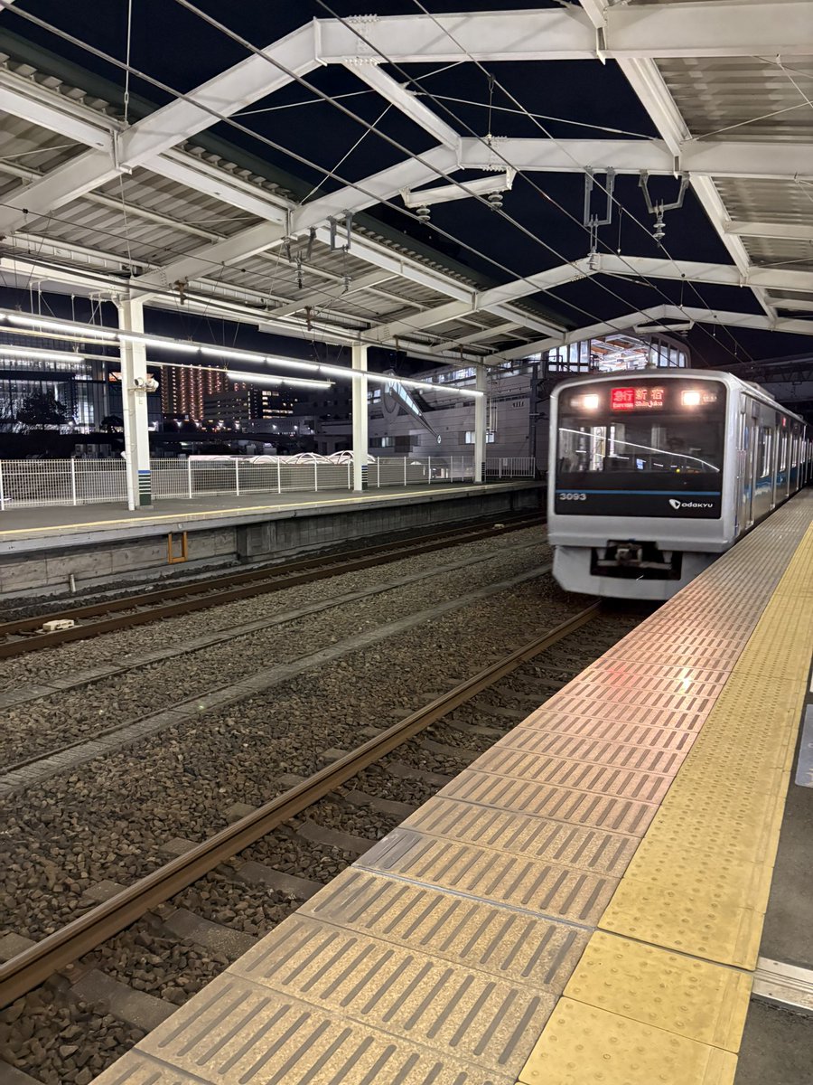 小田急多摩センターから18:26発の急行新宿行き(3000形3093F)に乗車