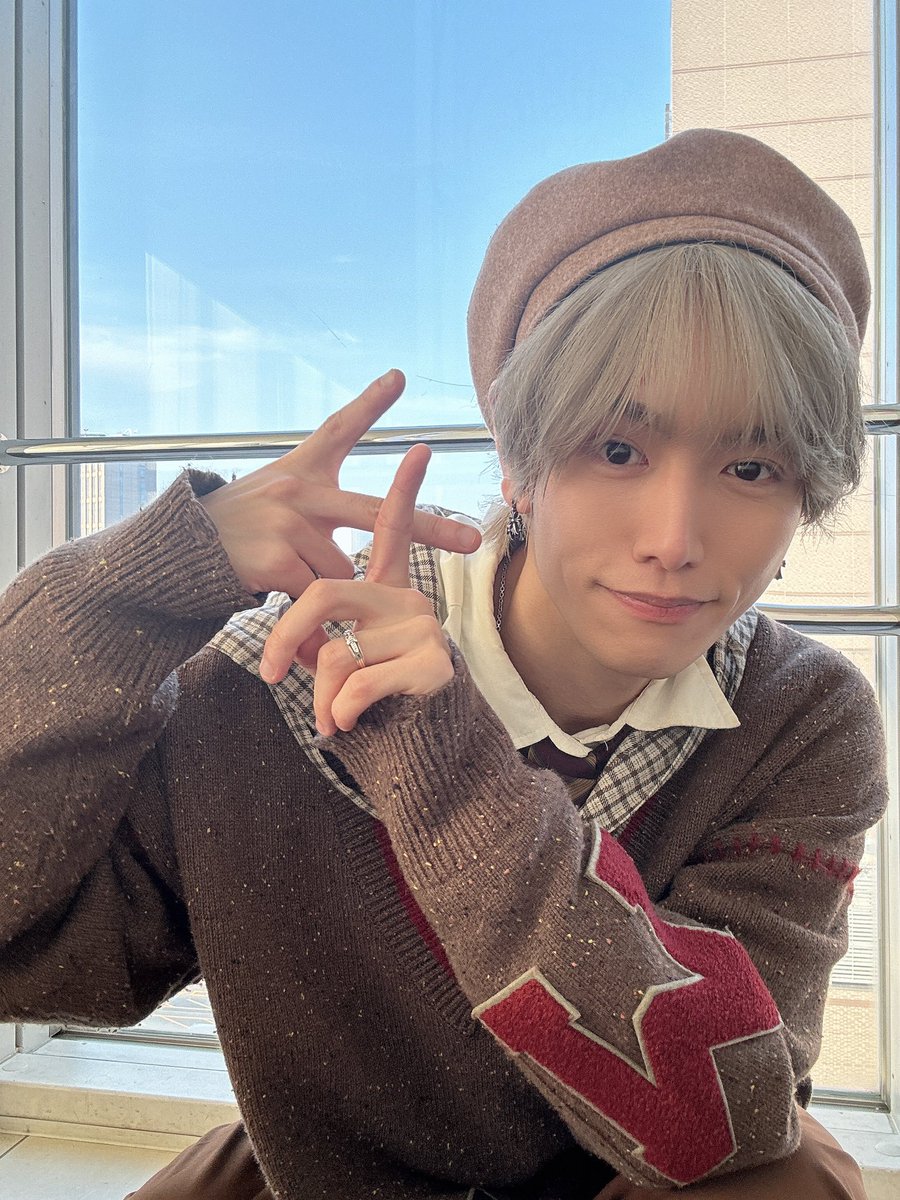 リョウタ・C・ナイト a.k.a元気あたえるクン tweet media