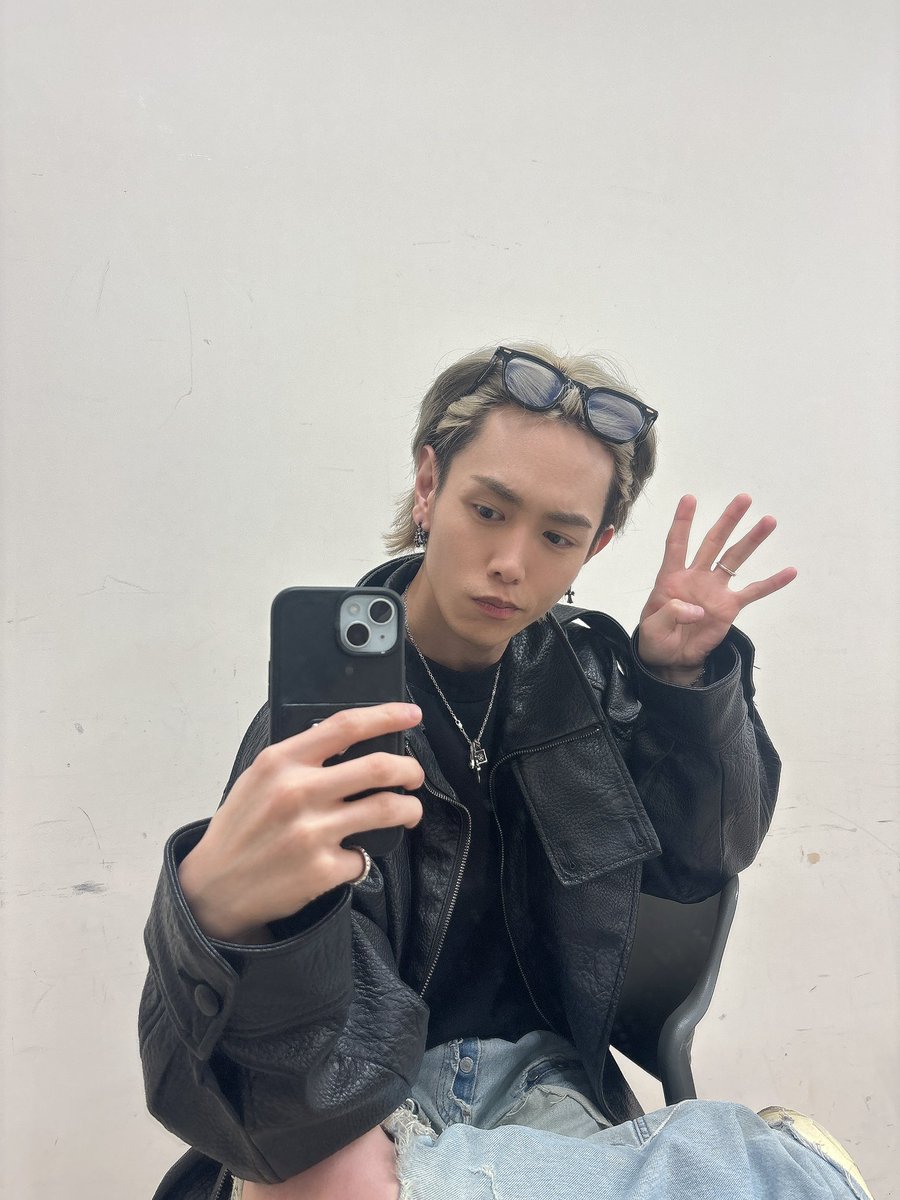 リョウタ・C・ナイト a.k.a元気あたえるクン tweet media