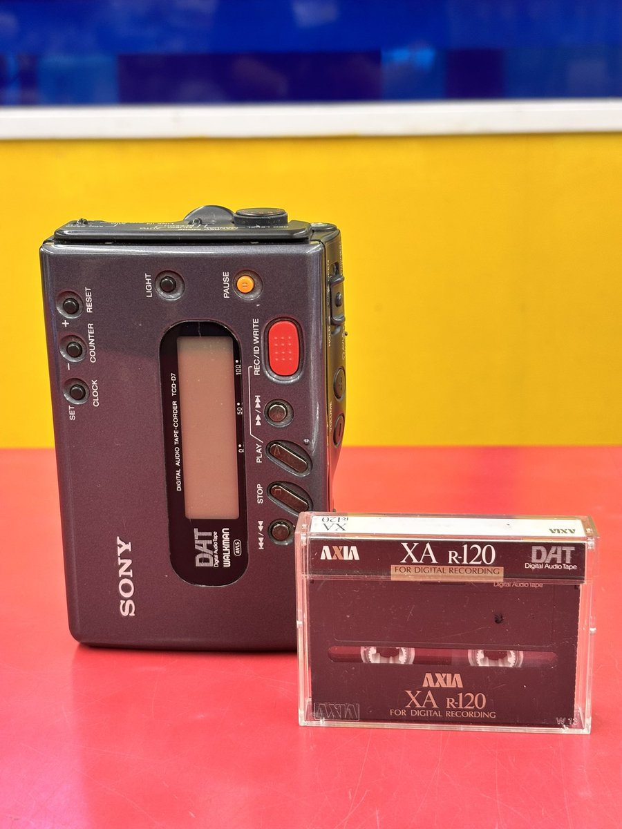SONY D igital A udio T ape DAT WALKMAN TCD-D7を買取りました😆 動け