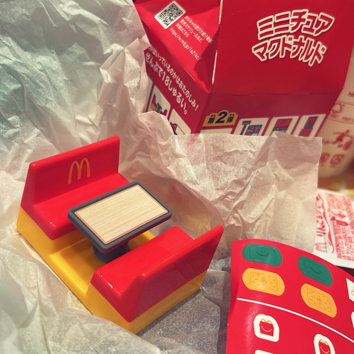 ボックス席出てホクホクだよ🥰 このミニチュアシリーズ、ハッピー