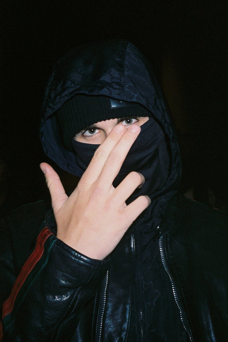 Trashvis tweet media