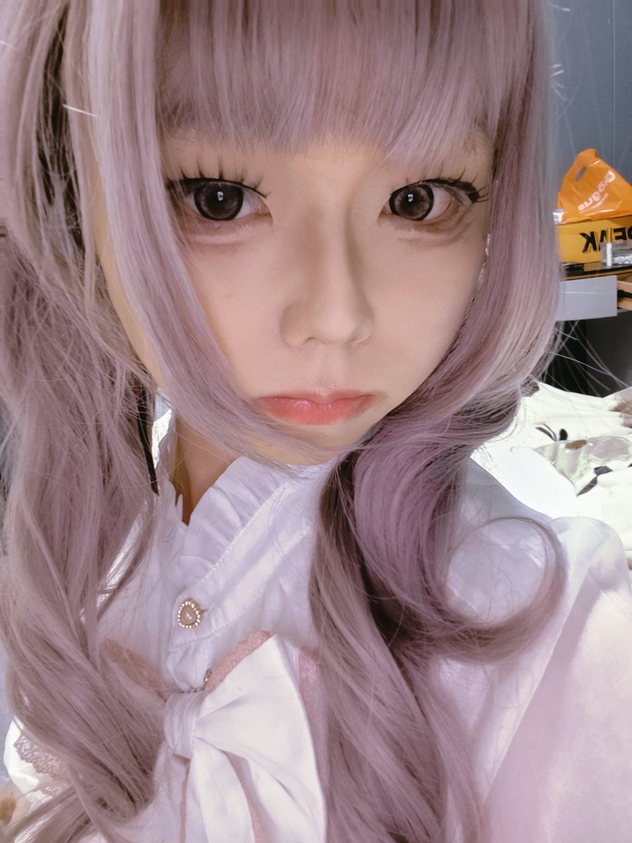 为什么被子可以抱你，我吃醋了
#男娘 #伪娘 #femboy #可爱的男孩子