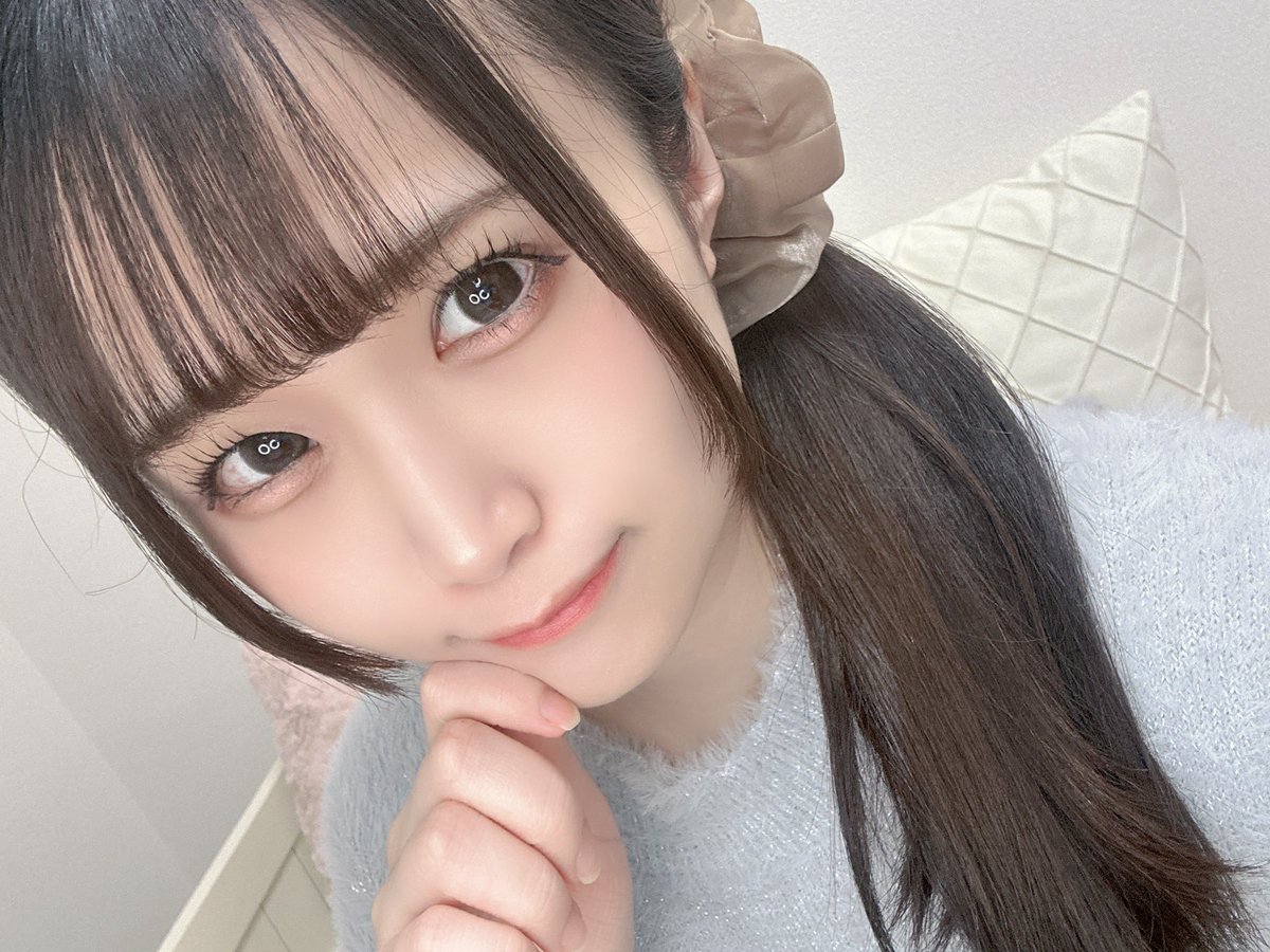 _mirai_2525's tweet photo. 実はサムネ変えたんだけど気づいた人いるー？☺️
2月あんまり配信できなくてごめんねっ
3月はたくさん配信したい気持ち！
今日は23時頃から天使いきます໒꒱· ﾟ https://t.co/YioQc8S5Xg