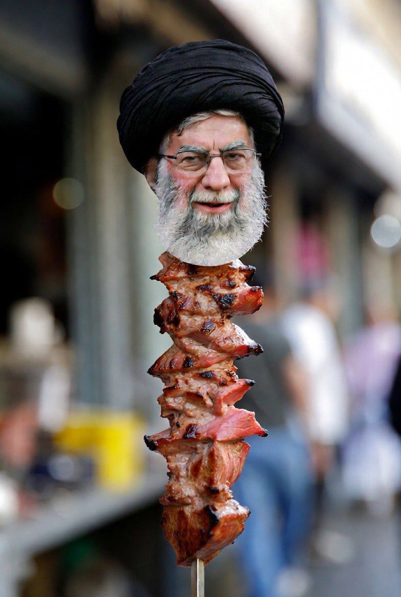 اية الله ترامبي tweet media