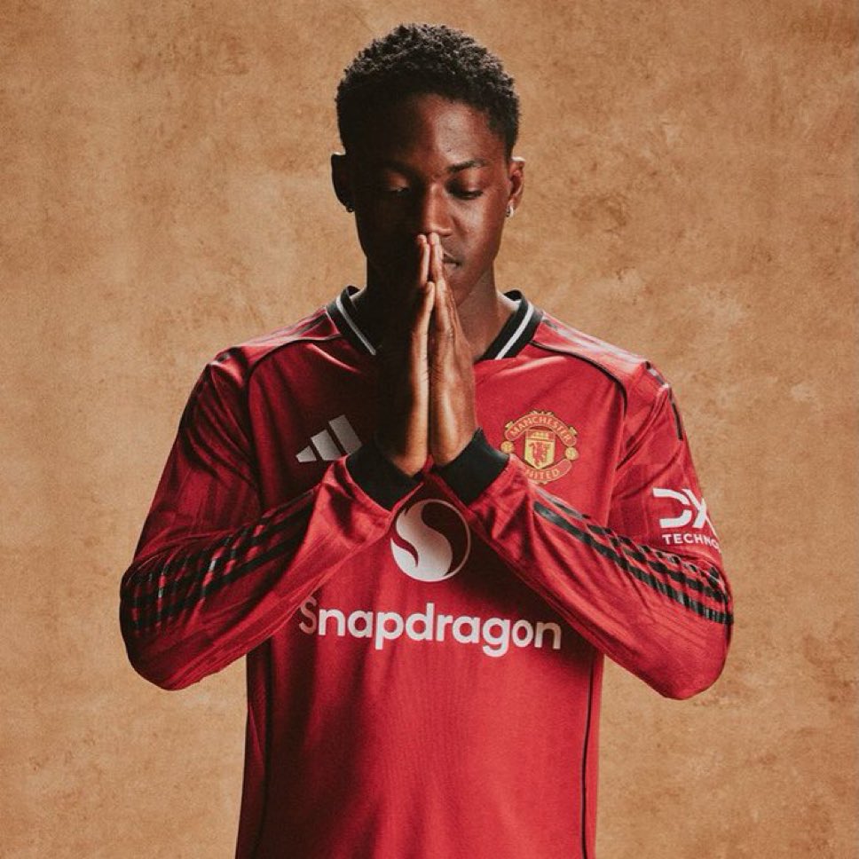 CantonasMind's tweet photo. 🚨 OFFICIAL‼️

I’ll be reposting a Manchester United vs Crystal Palace stream LIVE HD for free exactly 10 minutes before kickoff. 

Make sure to Like ❤️ , Repost 🔁, Follow 🫡, and Turn on notifications 🔔to see it when I post. 

 #GGMU #MUFC #CPFCMUN #PremierLeague https://t.co/jwmNRsIBkL