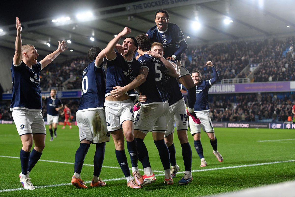 Benjamin Bloom tweet media