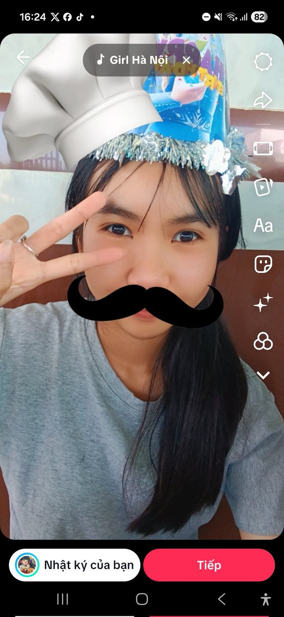 Natsuee. tweet media