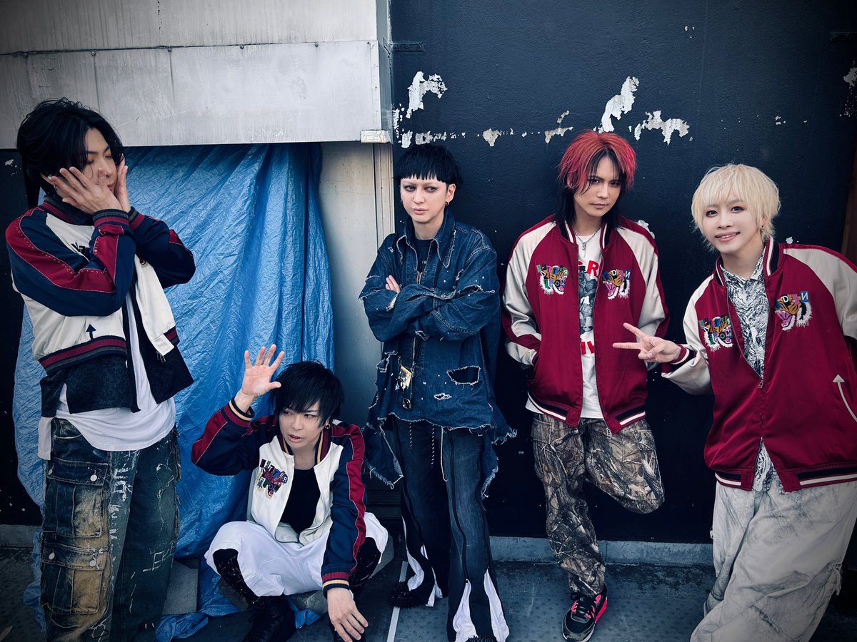 RR_BugLug's tweet photo. Zephyren Presents A.V.E.S.T project vol.19
3月1日(日)Spotify O-nest

NEXT LIVE▶︎ BugLug × clubasia 30th ANNIVERSARY 『PUNK KILLED GOD IN HĀDĒS』
3月6日(金)clubasia

#BugLug https://t.co/e5cGfjtl6p