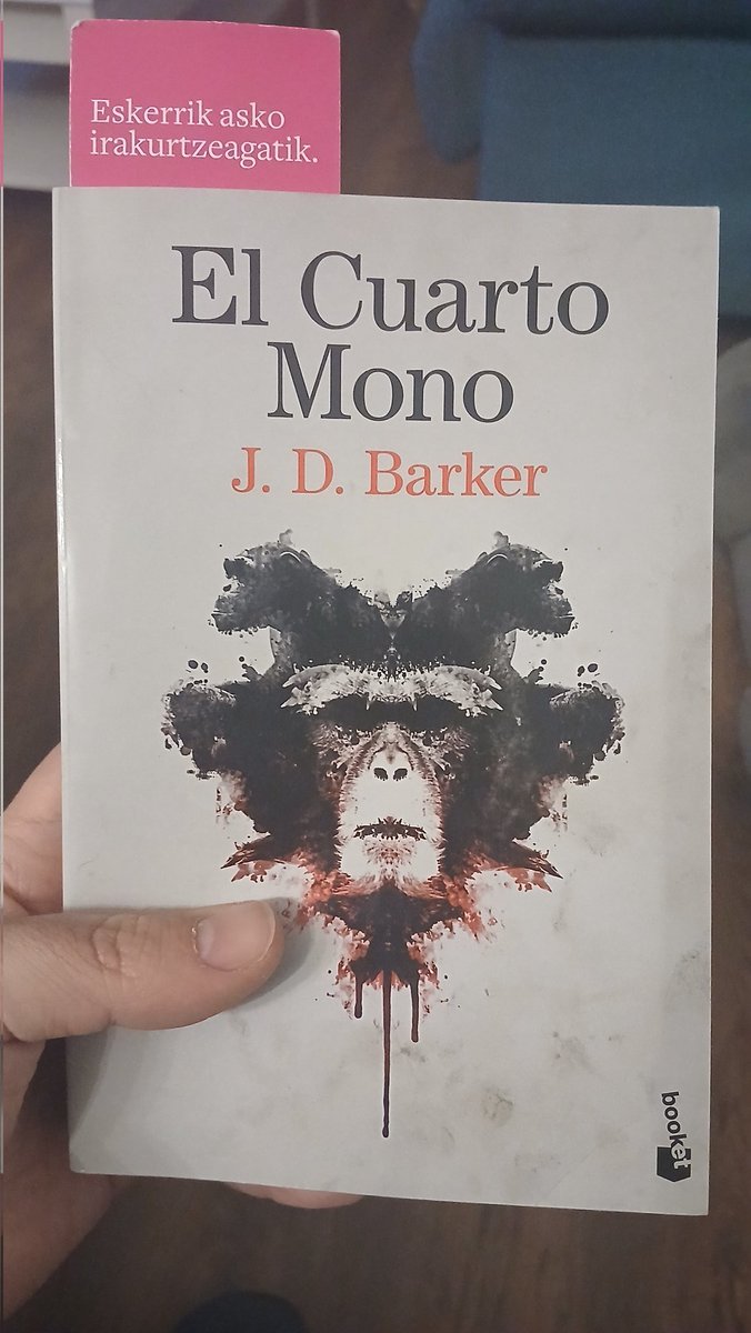 abolueta's tweet photo. Ahora estoy con #ElCuartoMono de #JDBarker. Muy buena pinta. https://t.co/PbBefC3MFX