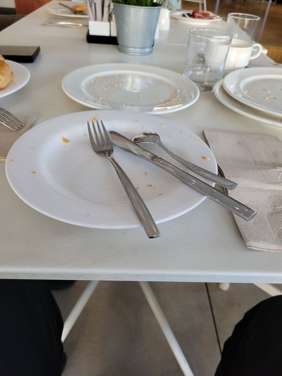 BairogHaan's tweet photo. Am I doing this right? maybe I should have taken picture a bit earlier. P.S. 3 hour left till #VoAEurope2026 https://t.co/hQL5FixbGQ