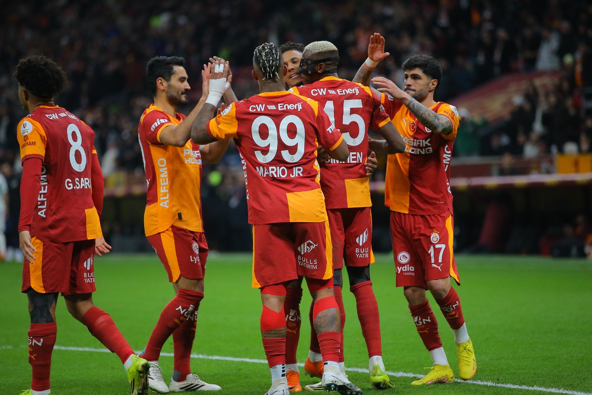 dhaspor's tweet photo. 📌 Galatasaray, Alanyaspor’u geçerek ligdeki iç saha yenilmezliğini 31 maça taşıdı

📎 https://t.co/fBYrGuBByQ https://t.co/ABS3kQ0PLu