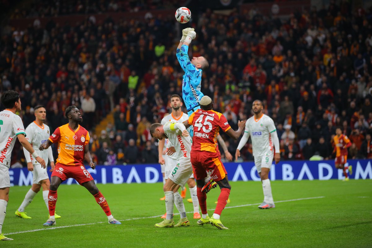 dhaspor's tweet photo. 📌 Galatasaray, Alanyaspor’u geçerek ligdeki iç saha yenilmezliğini 31 maça taşıdı

📎 https://t.co/fBYrGuBByQ https://t.co/ABS3kQ0PLu