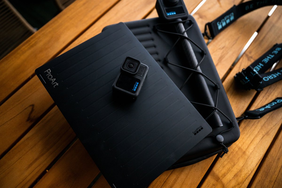 ASUS's tweet image. Editing at the summit? That’s normal for creators like--Jason Paul, Chris Rogers, and Laura Waddell. 🏔️💻
With the ProArt GoPro Edition, every peak, city, and moment becomes your creative studio.

Where would you open your laptop and start creating? 👇
#ProArt #GoPro #ASUS