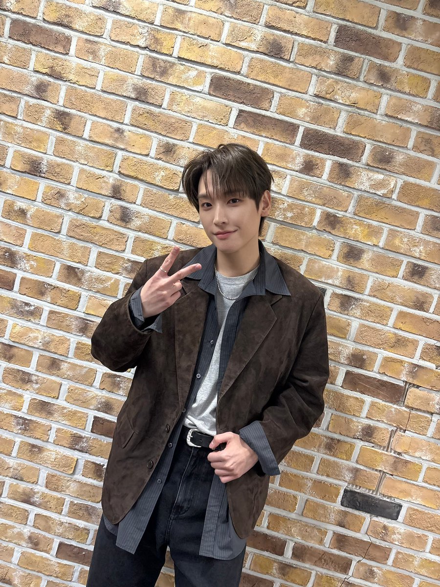 SF9_FANCLUB's tweet photo. [📸] 260301 KBS1 열린음악회

익숙한 조명 아래✨

#SF9 #에스에프나인 #인성 #INSEONG 
#Crossfade #Mute_is_Off https://t.co/tq4BUhKekw