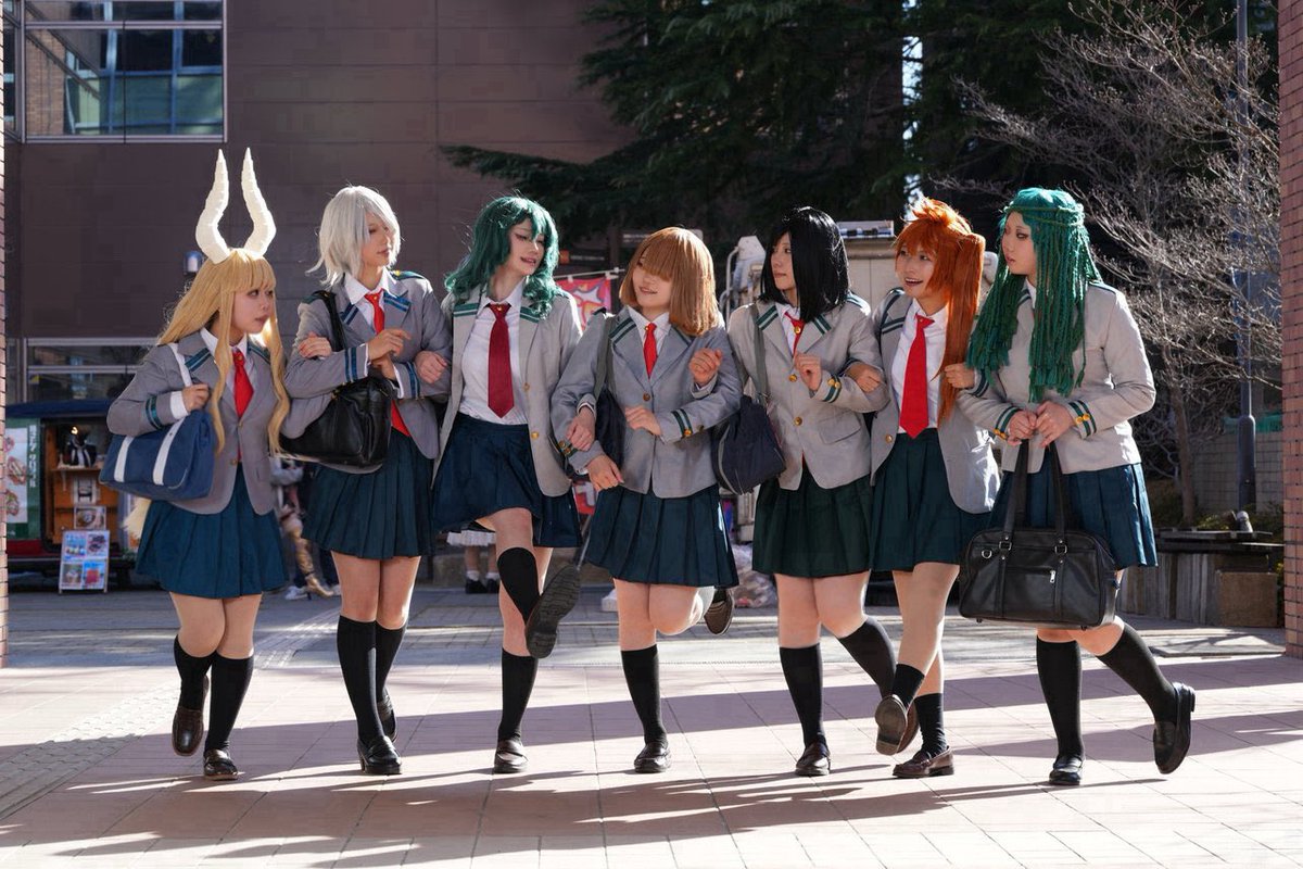 inatuki_'s tweet photo. 《cosplay》
MHA   ヒロアカ

うちら最強Ｂ組っ‼️‼️

photo📷/@Apmata3 
#AD学コス  #Ｂ組だいすき0222 https://t.co/nEhKgrxLy0