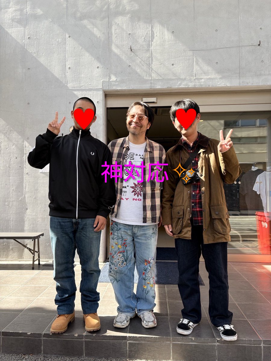 サニーデイサービス熊本
久々の高速バス！
サイコーに楽しかった～～♪
終演後、若者がヘバる程の数々の楽曲！
アンコールで「もう歌えない！」と言うためだけに出てきてくれる誠実さよ
0次会ではお洒落なおじいにも会えて
楽しい一日となりましたとさ♪