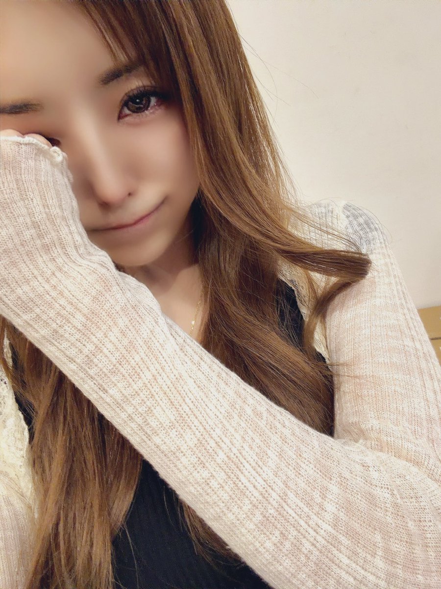 chonpi_1003's tweet image. 辛いんじゃないんです。
花粉症なんです。
メガネまじ良き🙆‍♀️です！
#JINS #PB07 #BASIC