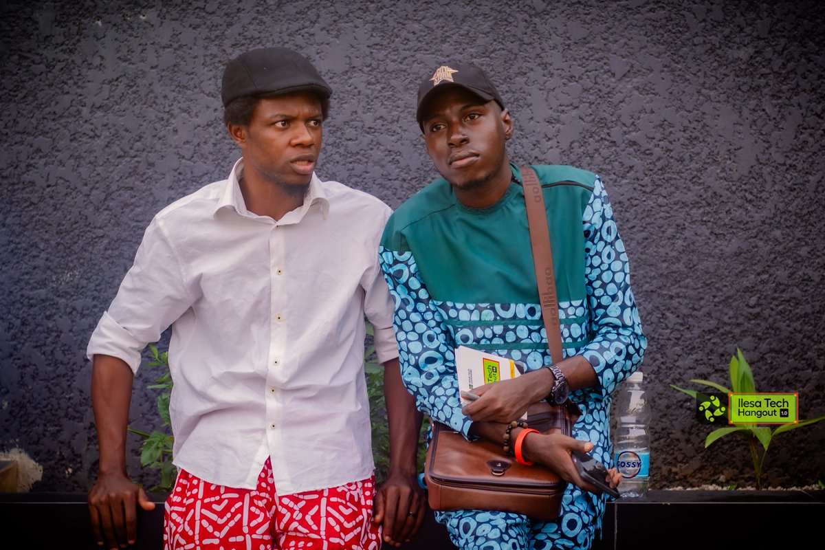 TÖBÄ☮️ tweet media