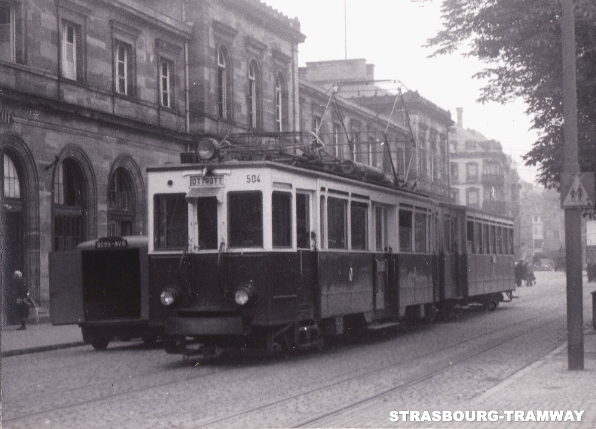 StrasbourgTram's tweet photo. L'automotrice n° 504 et une voiture voyageurs sont en attente de départ direction Ottrott, au terminus de l'Ancienne Gare. Le 21 septembre 1949. https://t.co/1AVYuK3STT
