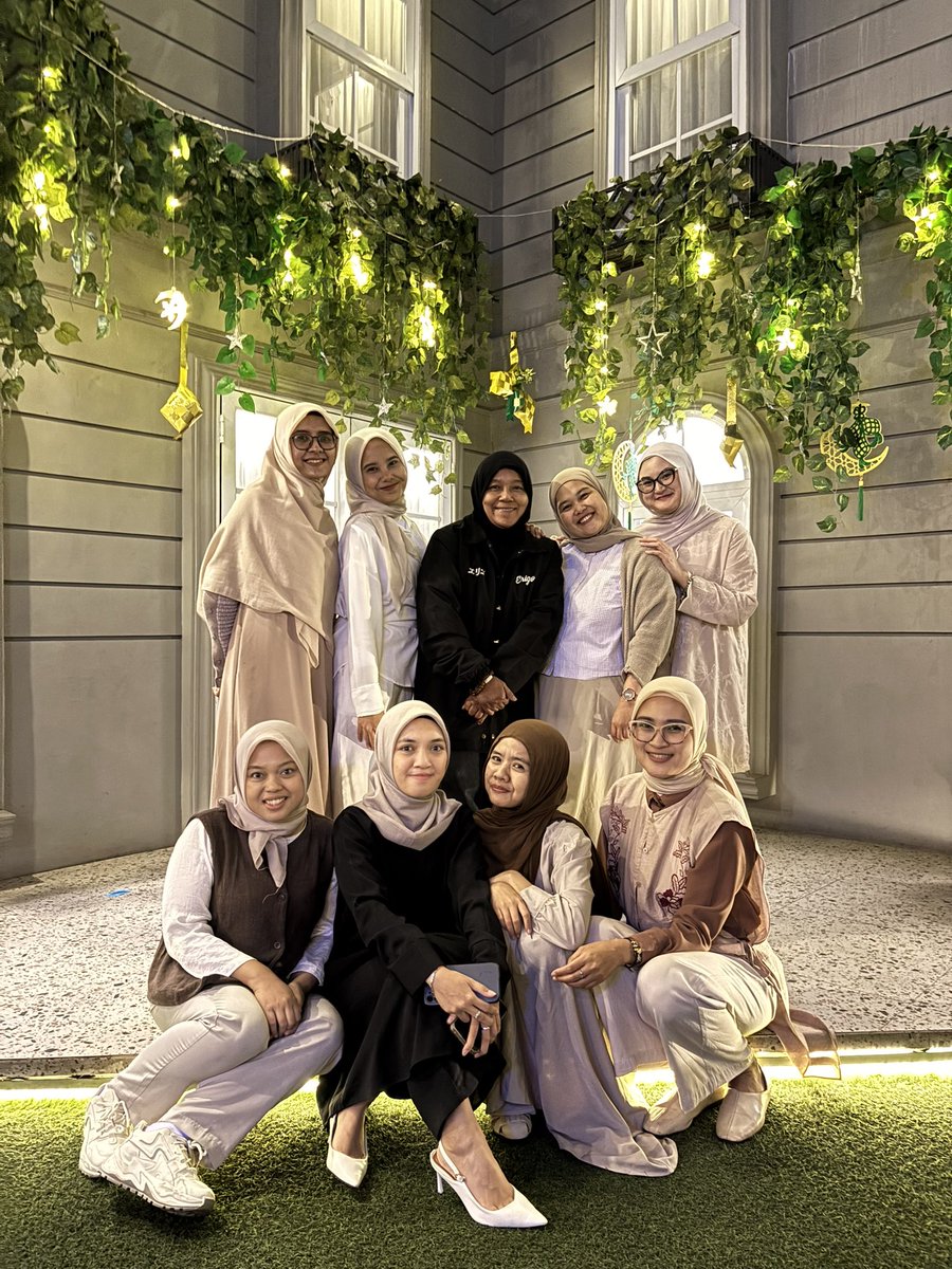 yulitaolive's tweet photo. 9 orang rasa seRT.. seruuu bgt bersama ciwi- ciwikuu cayangg 🥰🤍🫶🏽 https://t.co/TyGXZKHfo2