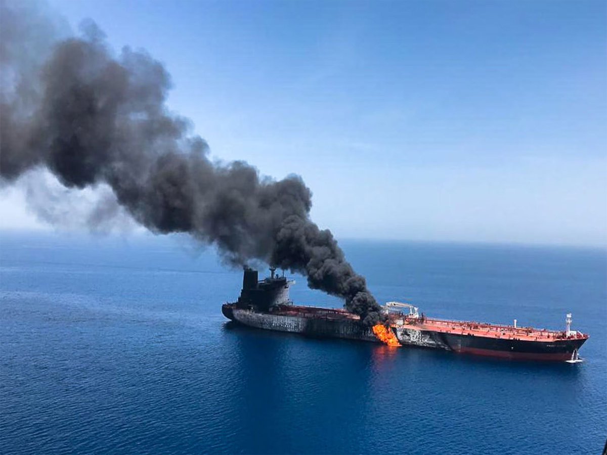 ani_digital's tweet image. Oman: Palau-flagged oil tanker targeted off Musandam amid raging regional hostilities; 20 crew evacuated

Read @ANI Story | aninews.in/news/world/mid…

#Oman #OilTanker #Targeted #Musandam #CrewMembers #Evacuated