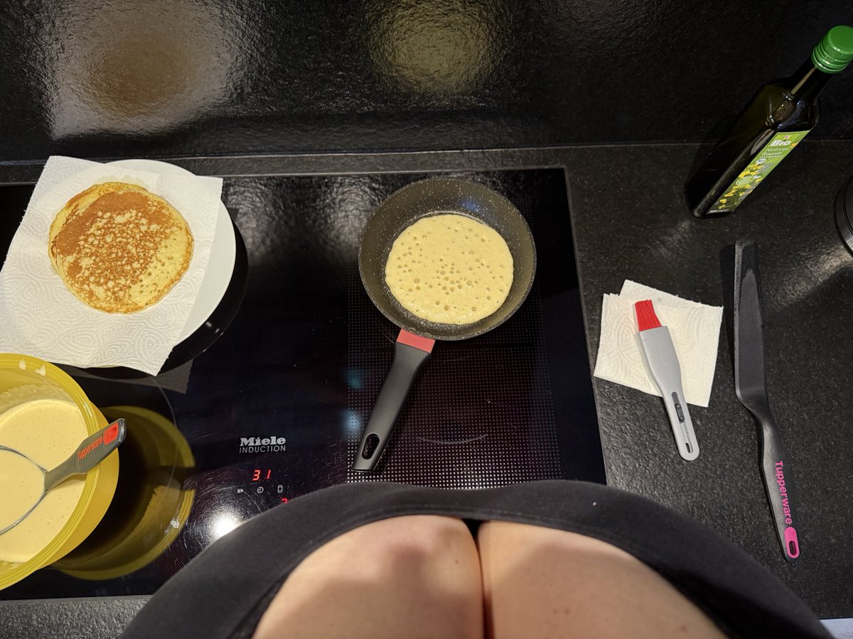 CurvyRedheadMommy tweet media