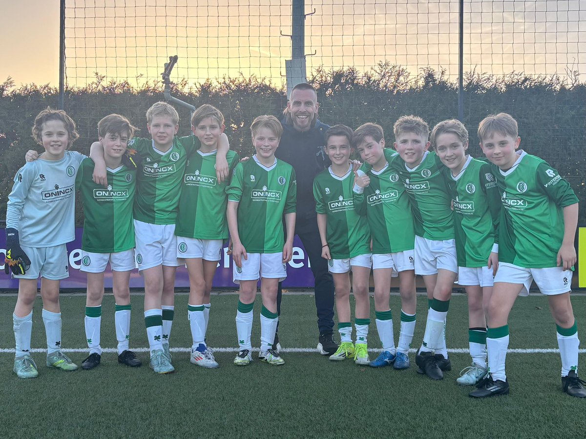 V.V. Bavel tweet media