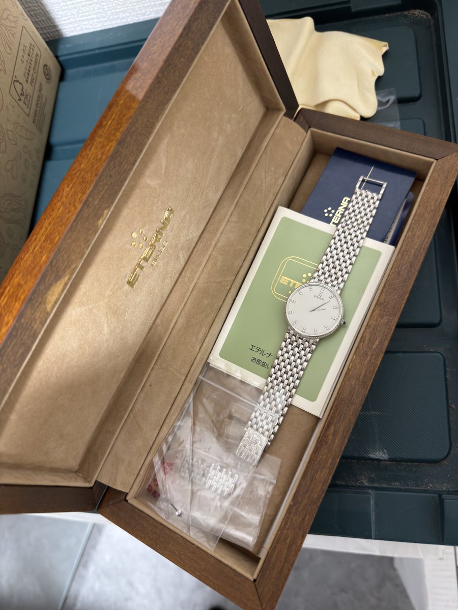 ここからの様々な見識者のコメントが推理小説並みでとても面白い