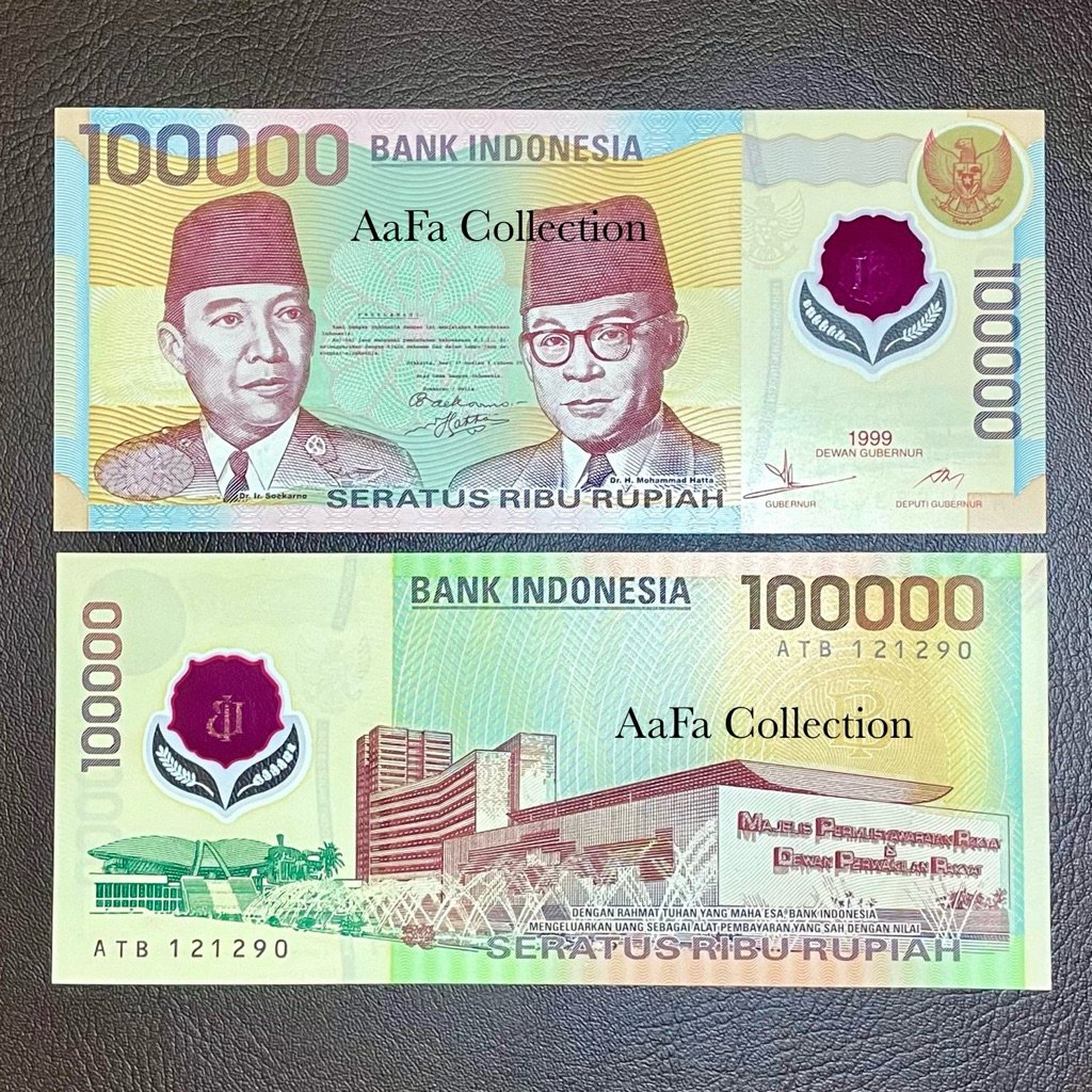 orientaleyes__'s tweet photo. Nominalnya sama tp desainnya berbeda.
Tp lebih suka yg ditengah, berasa bgt gagah dan wibawanya..

Sebenarnya lebih bagus zaman sebelumnya sih, yg uniknya ada kek plastik transparan warna merah dikertasnya. Vibesnya juga beda.
Dulu tuh berasa langka banget pegang uang merah ini. https://t.co/NP10bqDXKn