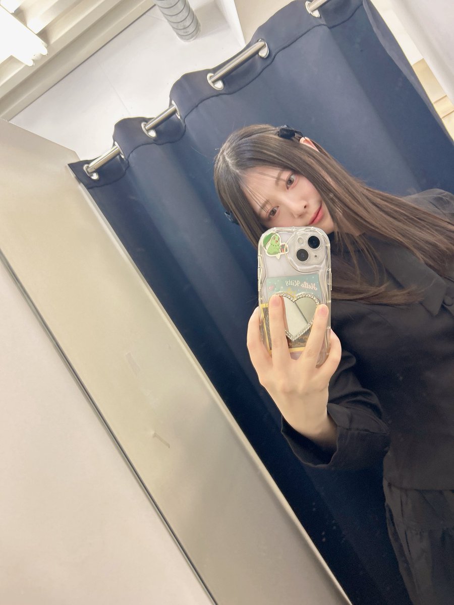 久しぶりの微熱に震えてくるまってる🥶
どれだけ体調悪くてもご飯はもりもり食べれるんだ〜
昨日もお肉食べた早く元気になる✊🏻

みんなも明日からまた1週間がんばろうね🎌