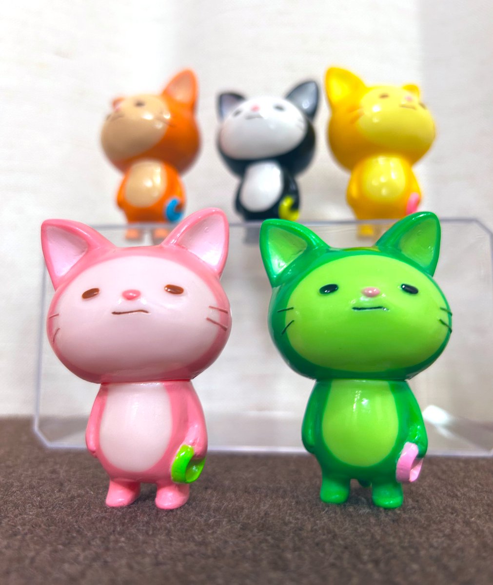 はらへりねこ🐱ピンク&みどり D-ATTACK さん @1_yoichi ともだち増えた