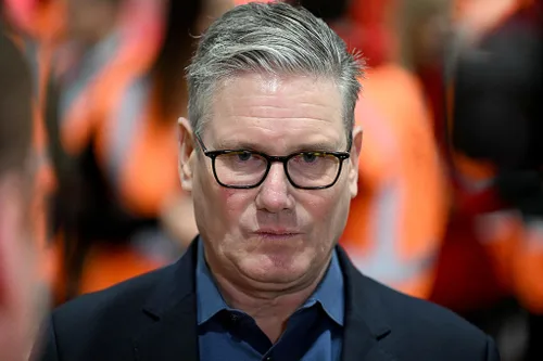 🚨KEIR STARMER TO RAISE TERROR THREAT LEVEL 

He can blame Trump
He can blame Iran
He can blame Israel

But the truth is he should blame himself

We have millions of third world people in the UK who should not be here

Deport them and we'd all be safe