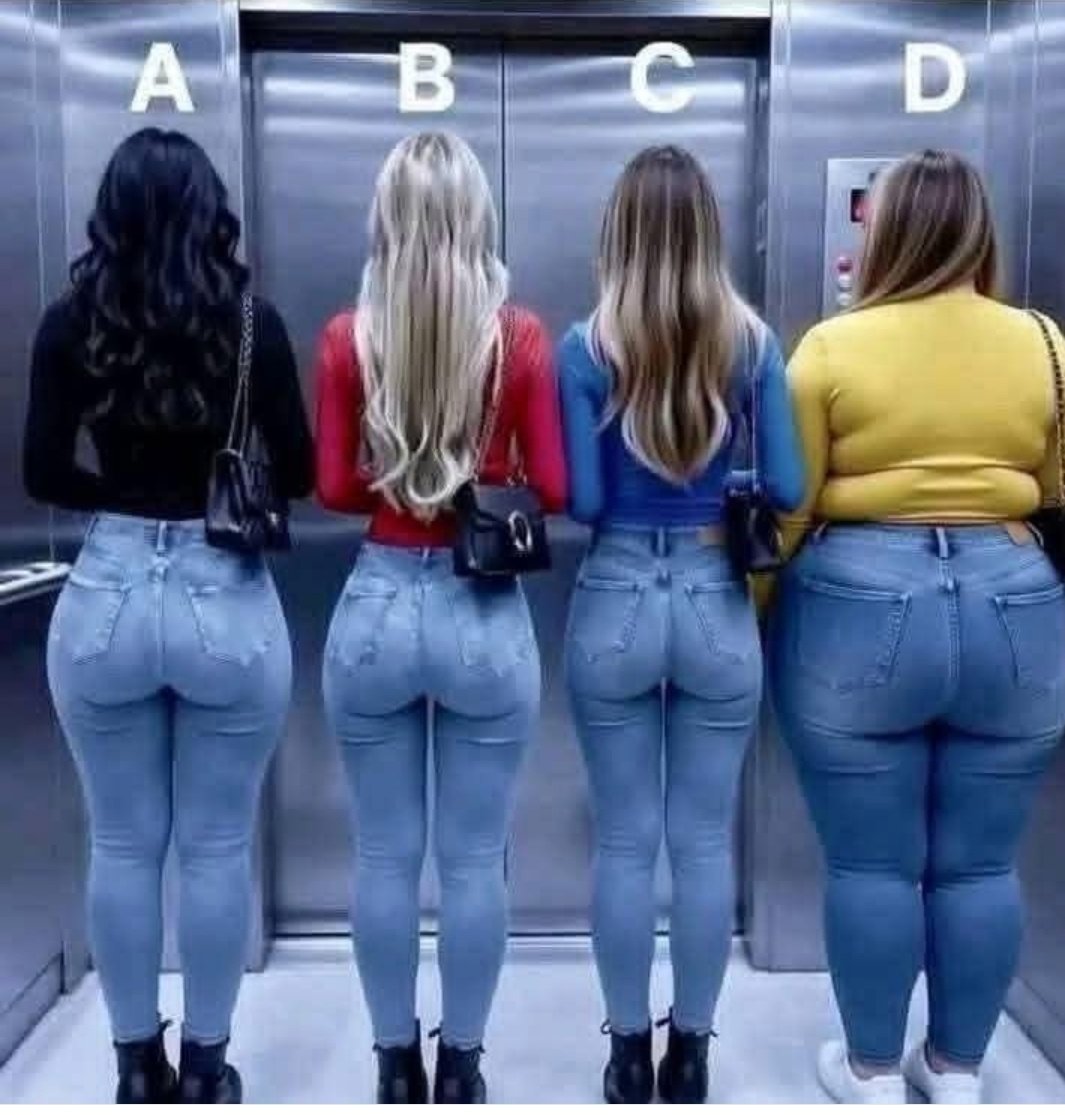 TTargerian's tweet photo. Os gordofobicos me perdoem, mas uma bunda da A e da D de 4 é bonito de maís... https://t.co/yItYjIyDBj