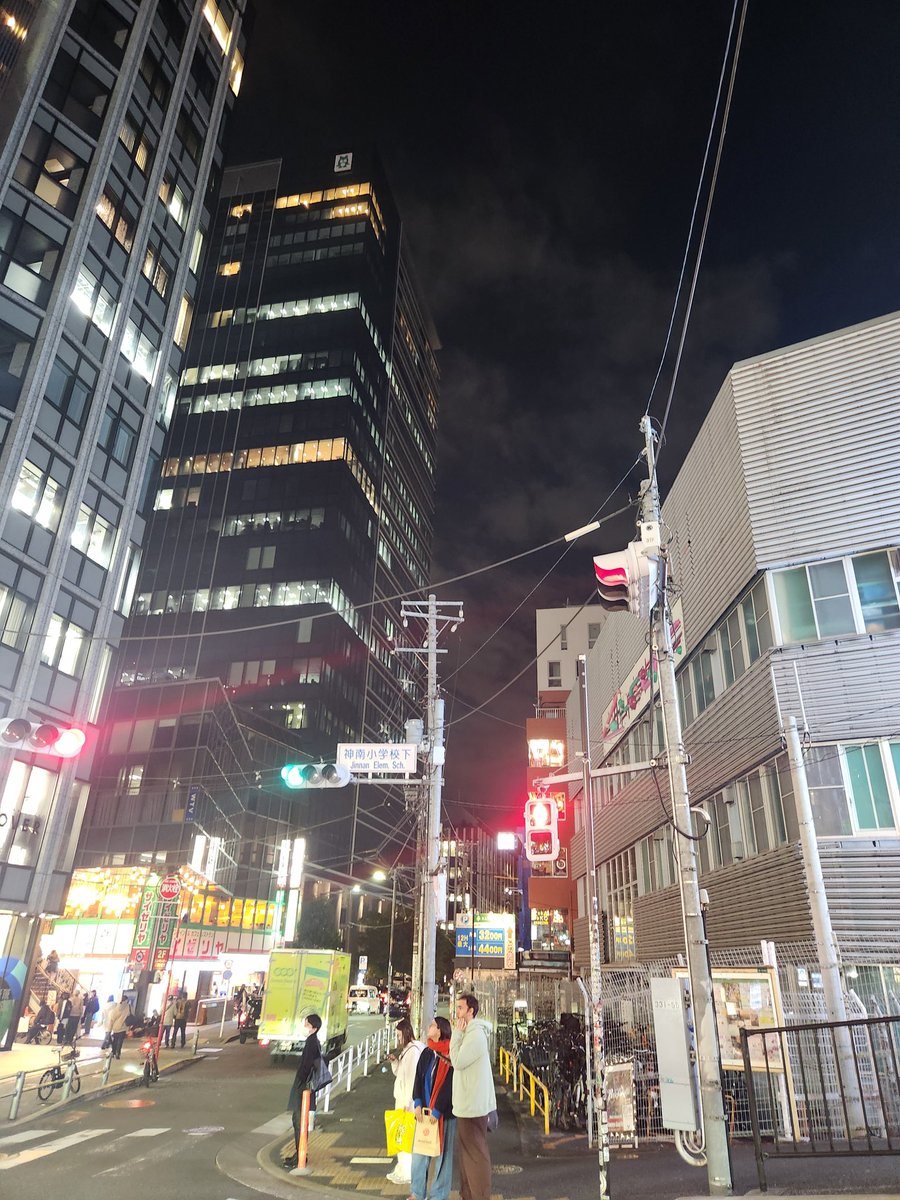 JPS0430's tweet photo. #prime847
#REMOccCON さん
久し振りの雰囲気
酒代にだけ気を付けよう…
#前回は酒代2万円 https://t.co/geMbQ2vf8I