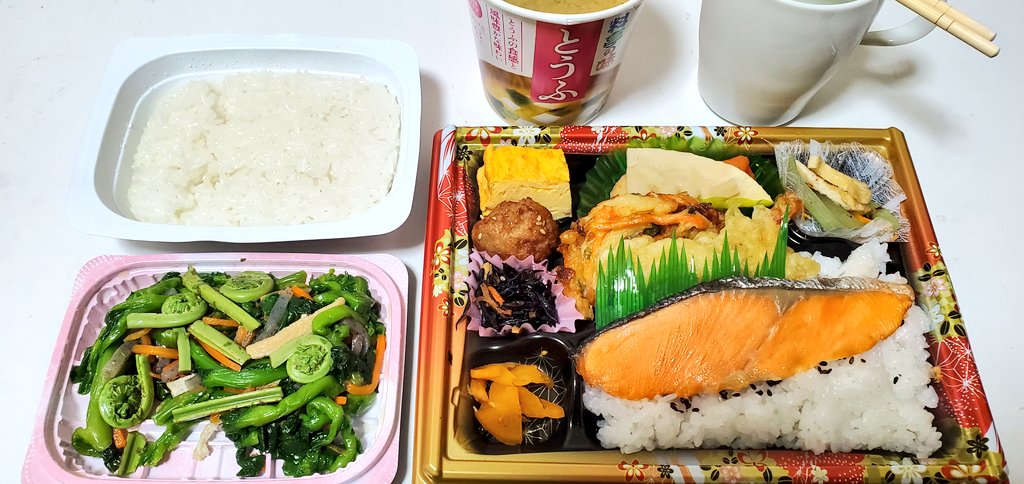 和食は落ち着く☺️💮

#晩ご飯🌃🍚🥢