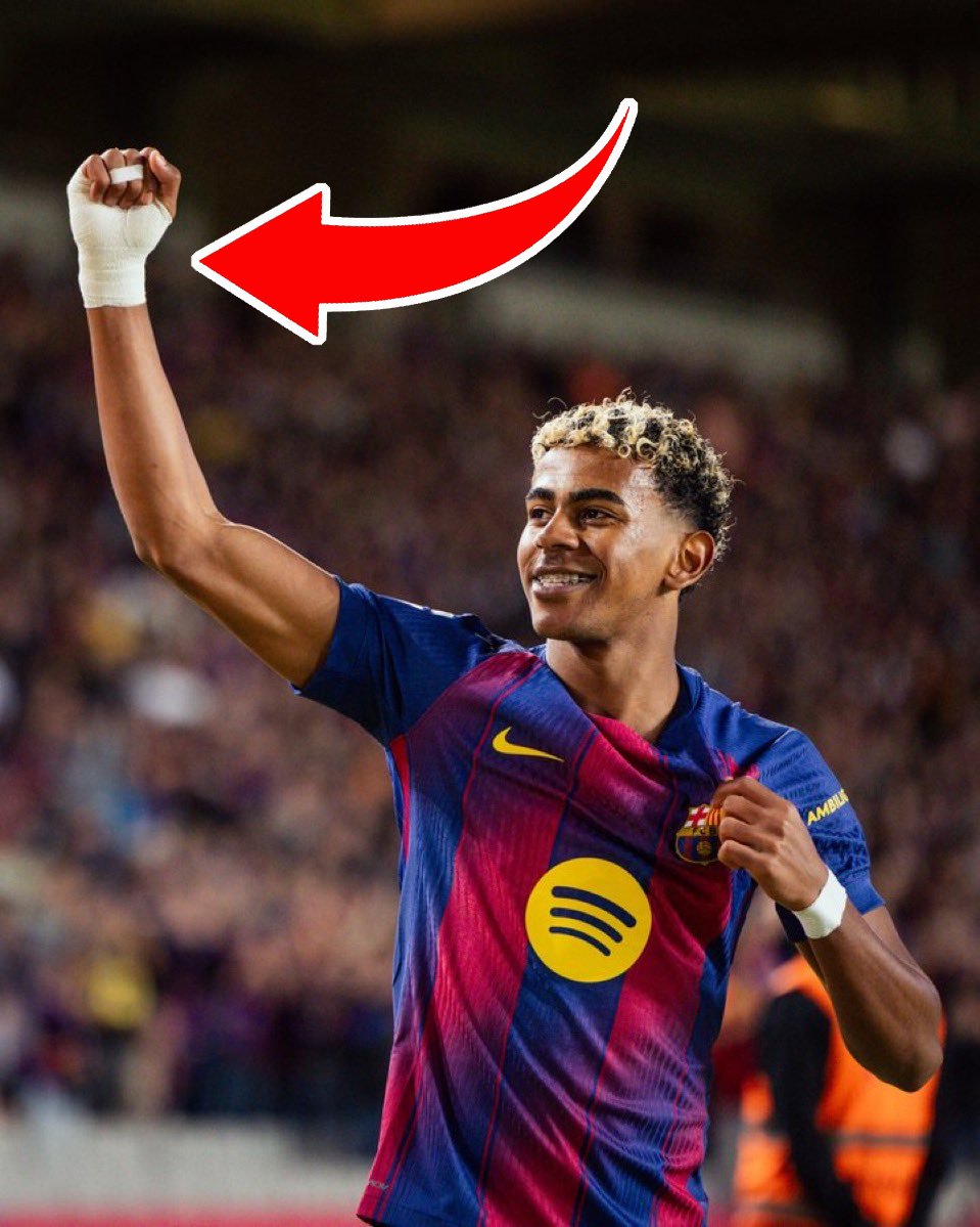 Ronaldo46050978's tweet photo. VIVA EL MARKETING BARATO...

- 143 partido de liga + 3 años de VENDAJES=1 hat trick (YAZMIN)

- 5 partido en Francia=1 hat trick ( ENDRICK )

- 8 partido de liga= 1 hat trick ( GONZALO ) https://t.co/30hlxiVZit