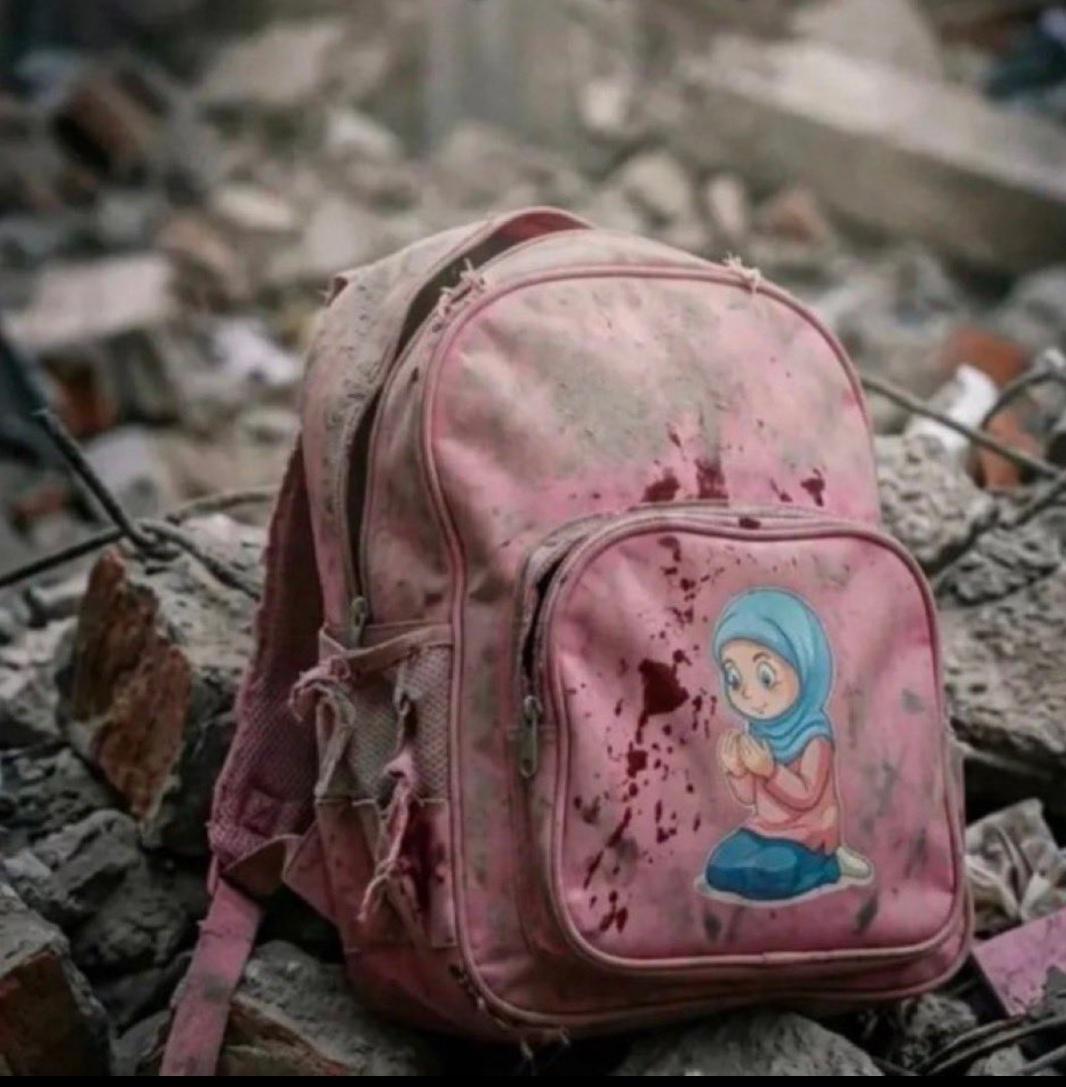 Hateunicorns2's tweet photo. @Israel_Avia "Quién siembra vientos recoge tempestades" (dicho popular)

*Ascienden ya a 148 las niñas ASESINADAS ayer por el pedófilo naranja y el genocida sionista en una escuela de niñas de primaria en el sur de Irán. https://t.co/GzQWHQsl7c