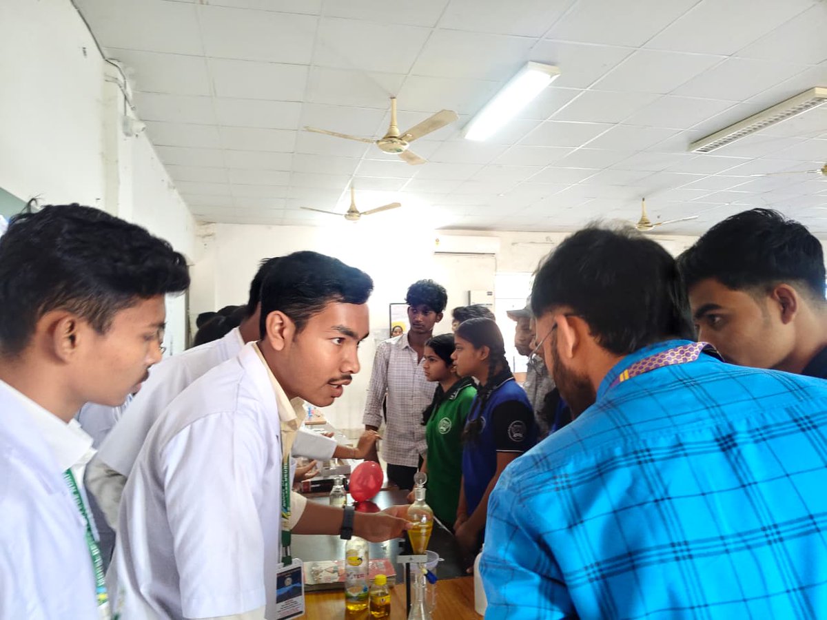 MODEL DEGREE COLLEGE, NUAPADA tweet media