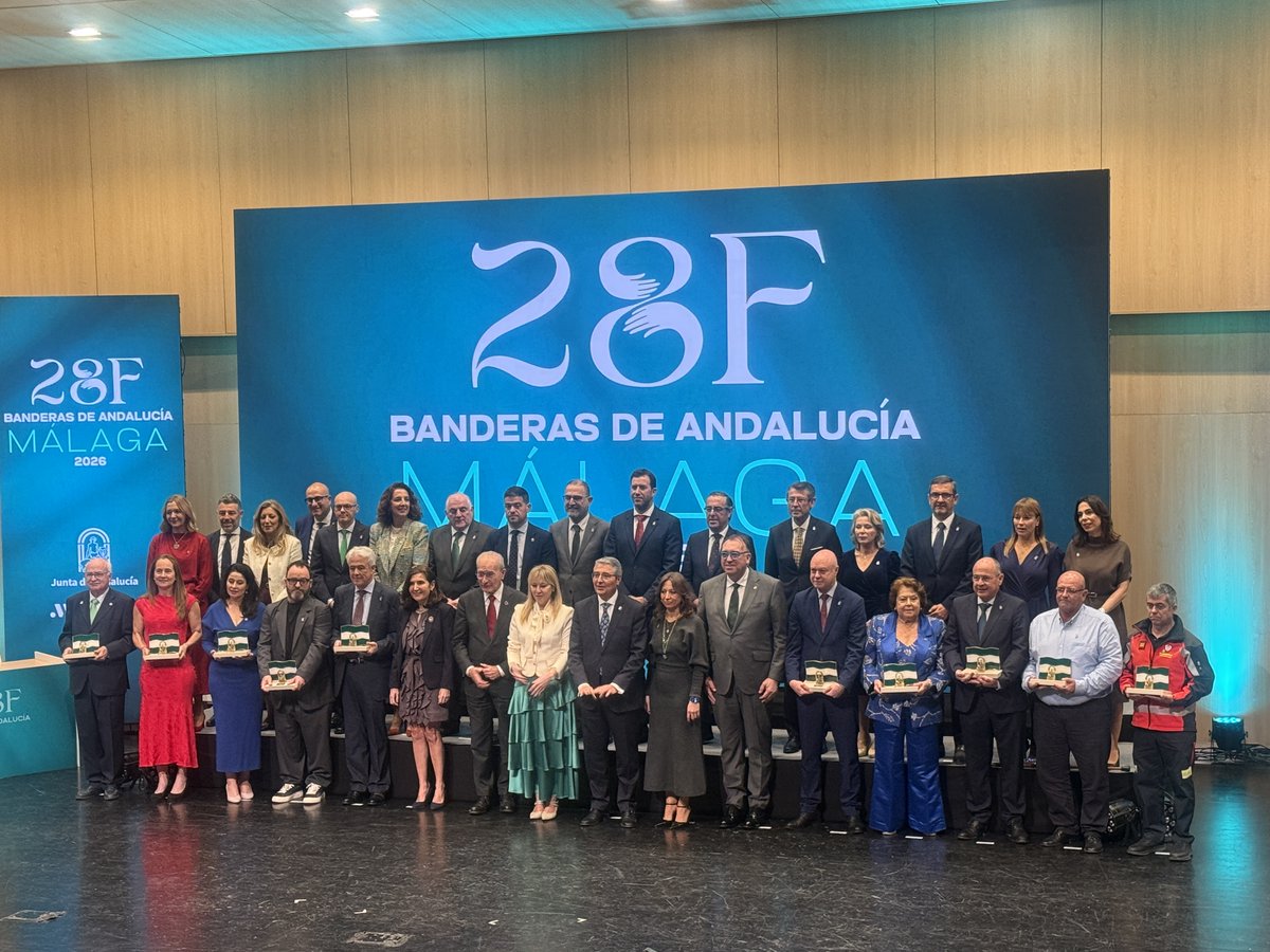 Bella Palomo tweet media