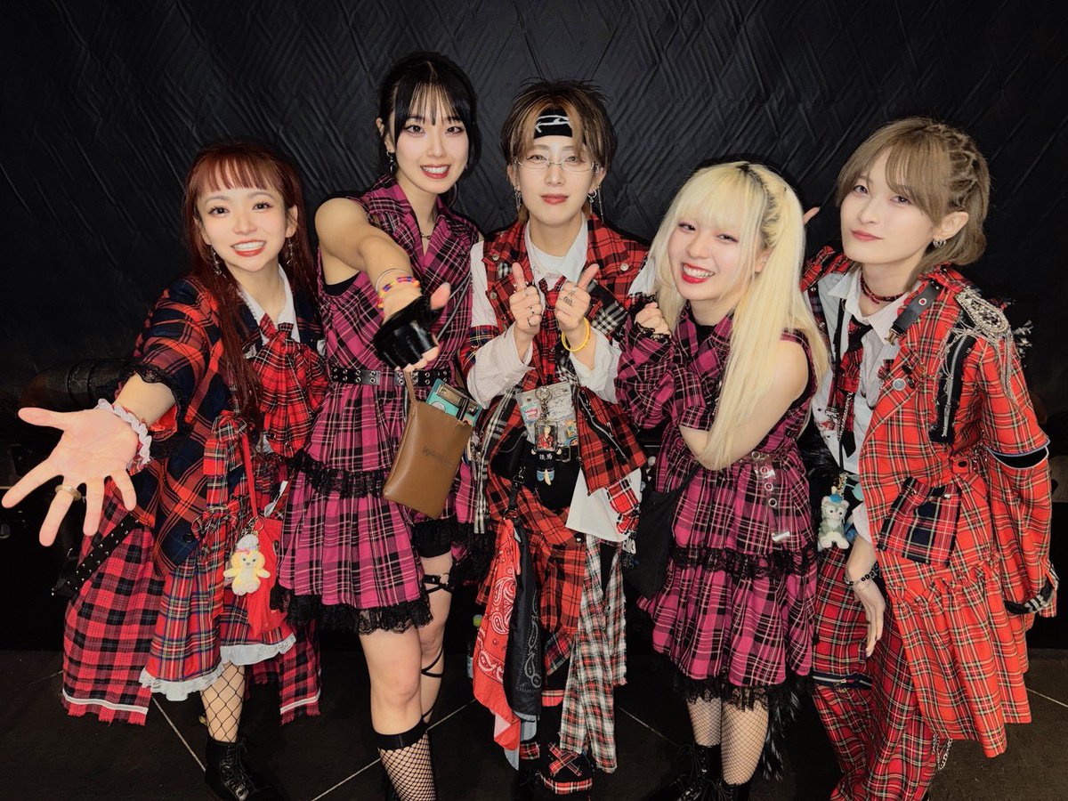 ユーナッテ・ユーナ (@yu_na_n210) / Posts / X