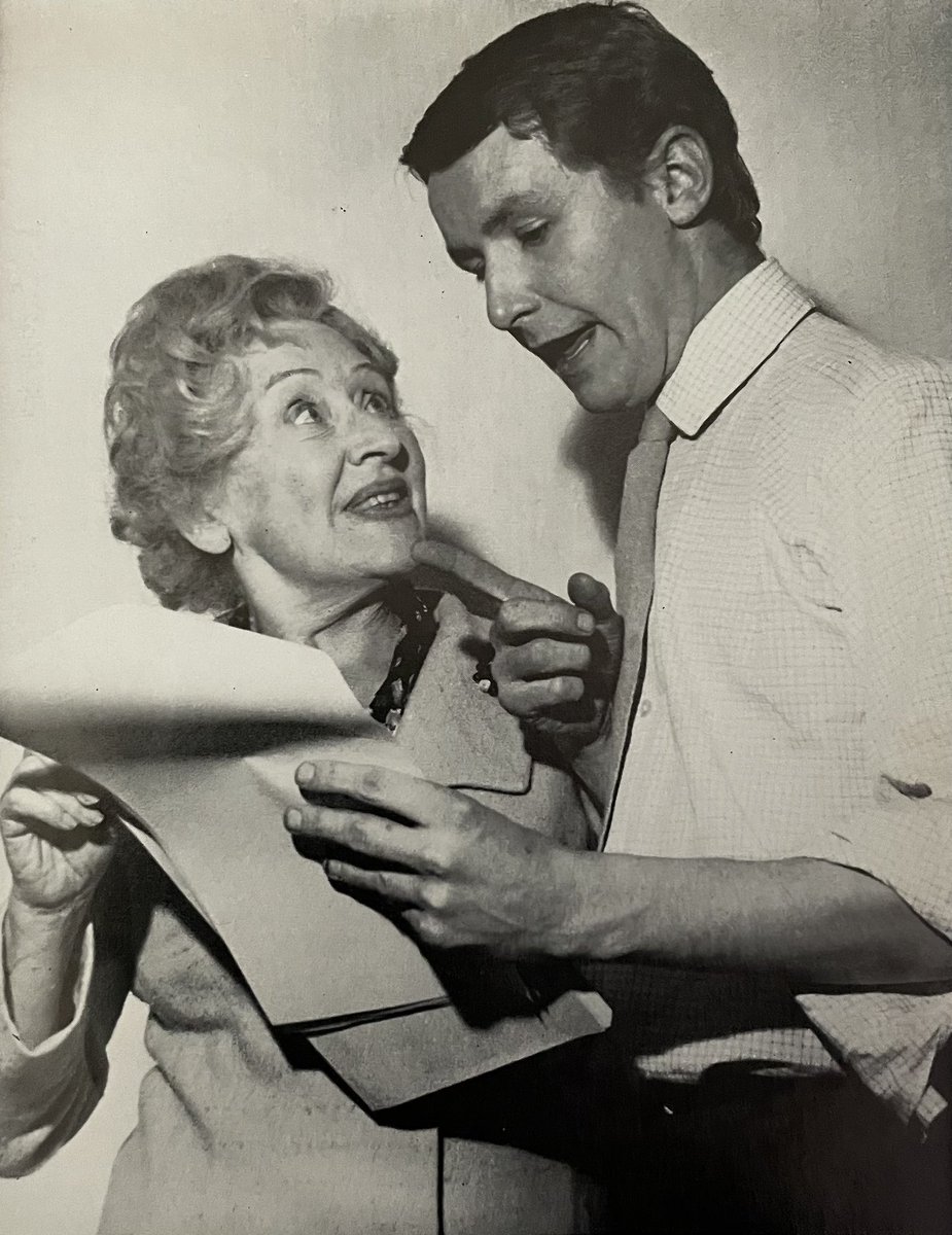 Doris Speed Fans tweet media