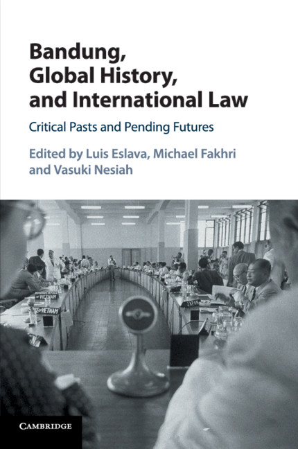 ajiehatadji's tweet photo. Sayang seribu sayang, Dasasila Bandung ini sangat sangat understudied baik di penstudi hubungan internasional maupun hukum internasional.

Bacaan yg cukup lengkap dan baik justru saya temukan dari terbitan Cambridge.

(Ini juga hasil rekomen Bang Agan) https://t.co/5agm3x5grR