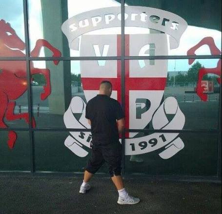 Eenzame kameraad tweet media