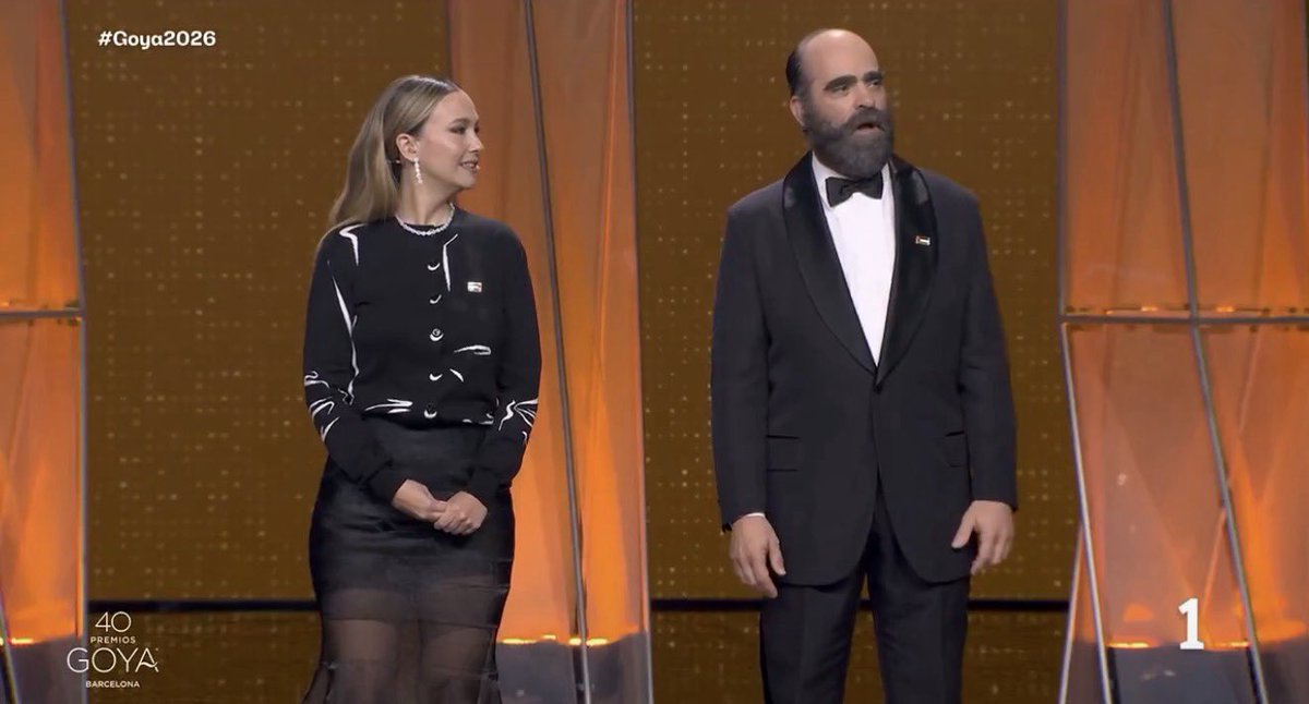 BrunetPau's tweet photo. La Gala de los Premios Goya triunfa y logra excelentes audiencias.

La ceremonia de este año alcanza una cuota de pantalla del 26% hasta los 2,4 millones de espectadores, mejorando 1,6 puntos respecto respecto a 2025. 

Consigue una audiencia acumulada de 5.162.000 espectadores. https://t.co/BwdVoEHFj8