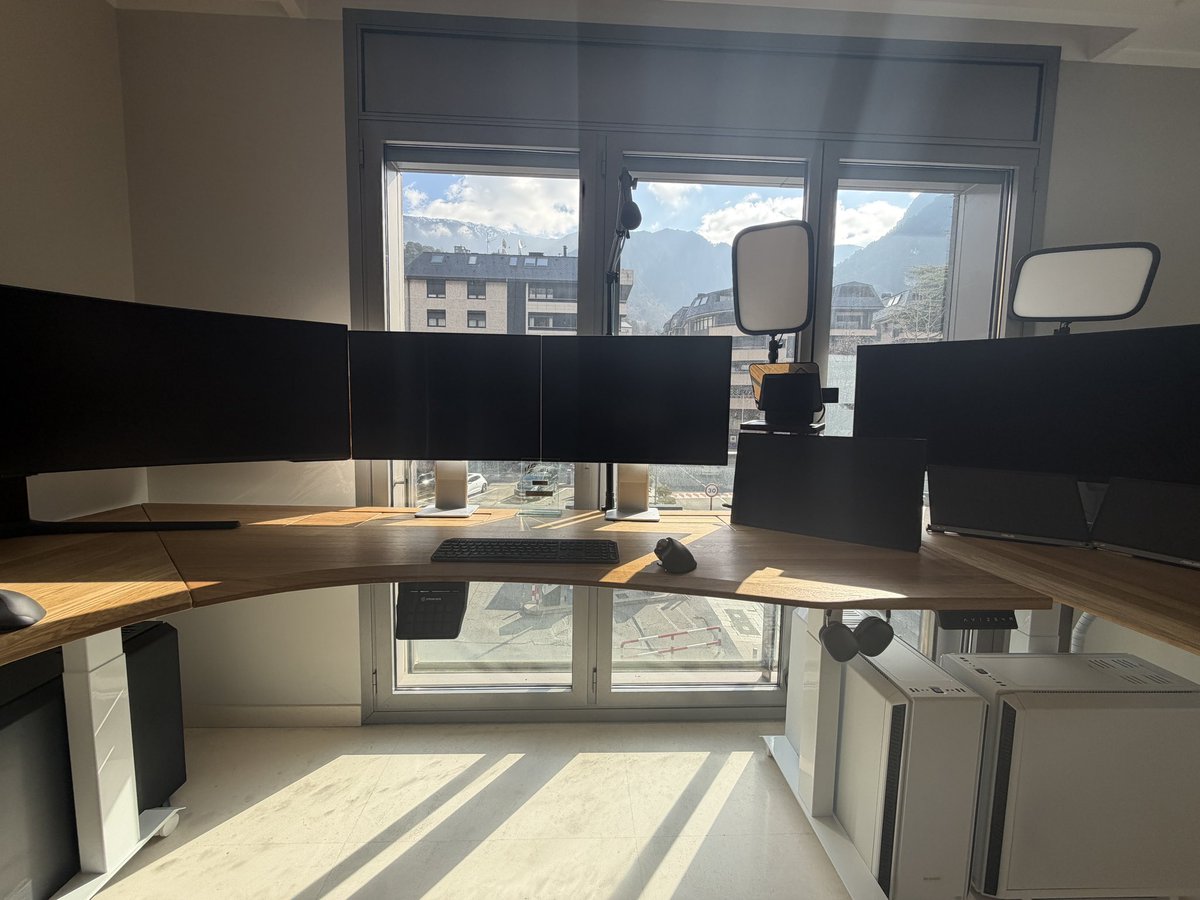 Benoist Rousseau 🇦🇩🇺🇸 tweet media