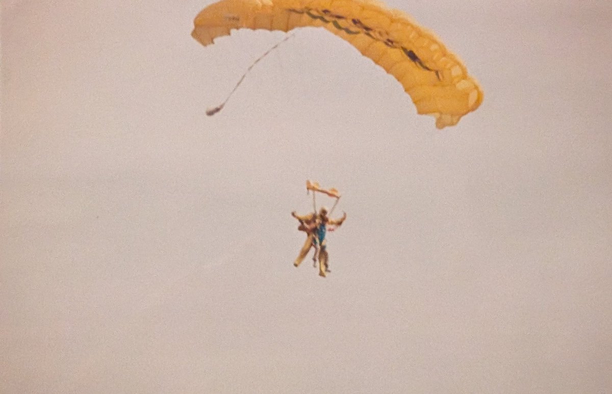 Sarah Dart tweet media