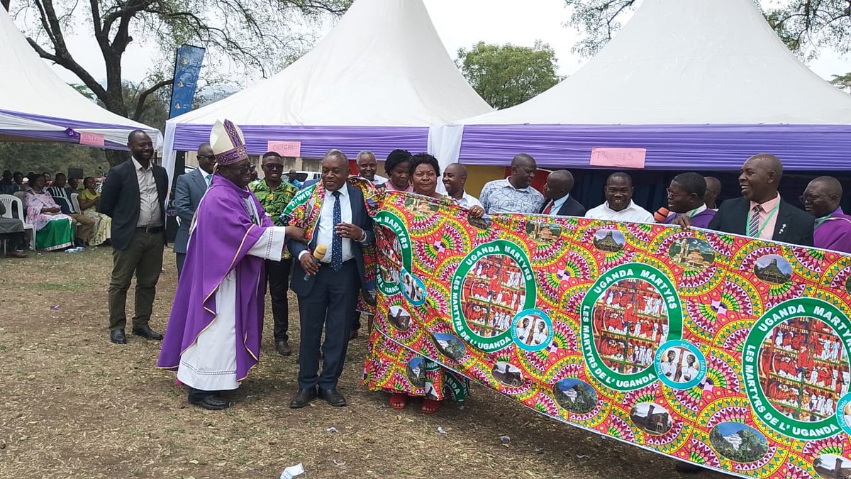 1005kgr's tweet photo. Photo! Uganda Martyrs Day celebrations has officially been launched in the Eastern Zone of the Diocese of Kasese by the ordinary Bishop!
#KGRUPDATES https://t.co/bXlB84G9Zm