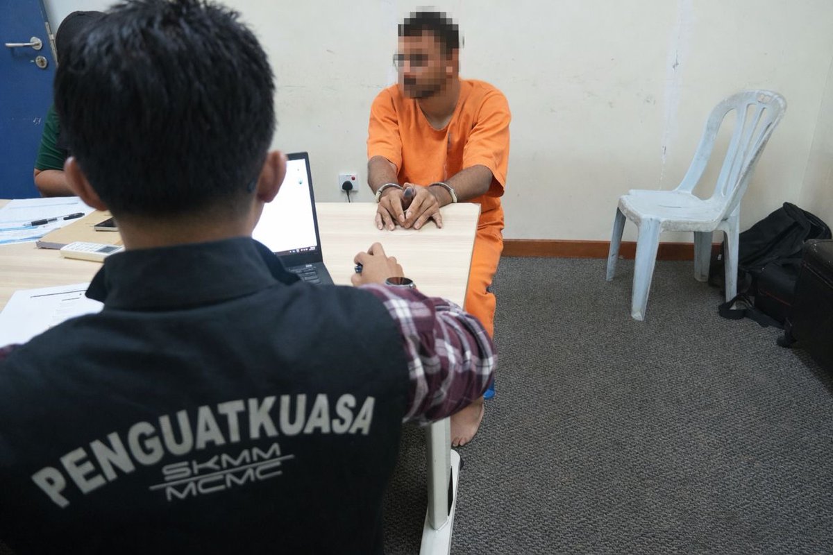 JOKER 🔺 tweet media