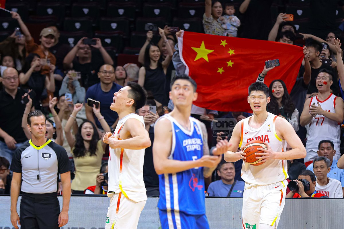 OneSportsPHL's tweet photo. COMEBACK COMPLETE 🇨🇳🔥

China scores a perfect second window after beating Chinese Taipei, 100-93, in Group B action of the FIBA World Cup 2027 Asian Qualifiers at the Mall of Asia Arena. | 📸 RM Chua/One Sports

#FIBAWC #FIBAACQ

1/3 https://t.co/f8N4ZUqlAq